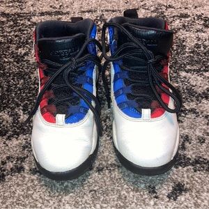Kids Jordan shoes size 11c